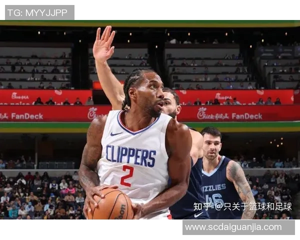 2013年NBA季后赛快船与灰熊激战回顾展现篮球激情与团队精神