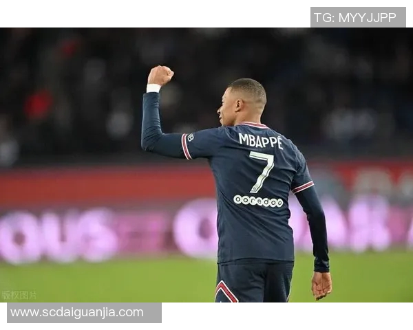 斯巴达B队与苏维埃翼的激烈对决引发球迷热议与期待