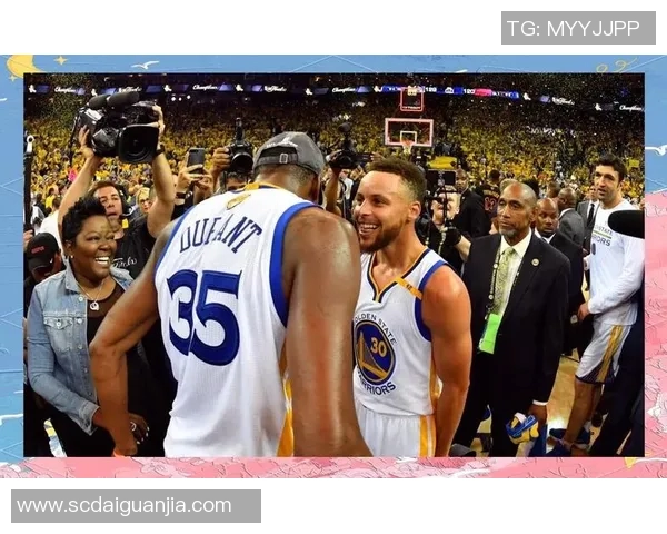 2015季后赛勇士与雷霆的激烈对决与历史性时刻回顾