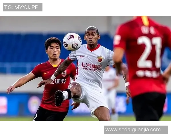 鲁本迪亚斯的足球之路：从青训到世界顶级后卫的蜕变与荣耀